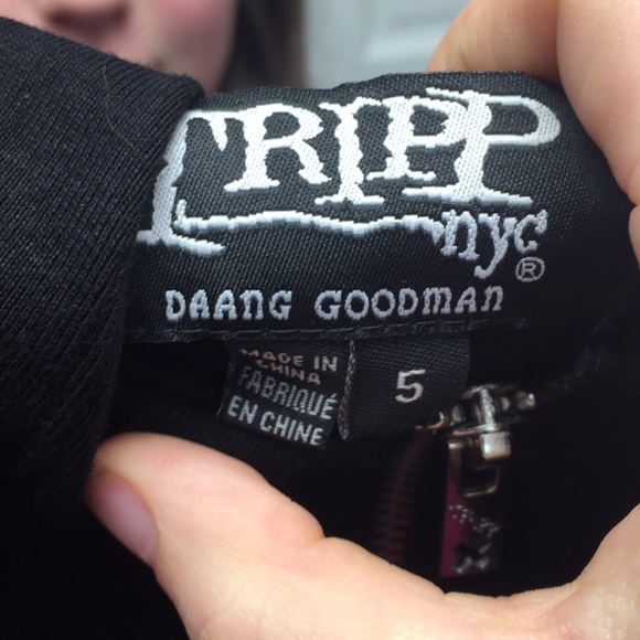 Black and white plaid hoodie Size 5 - Picture 3 of 4